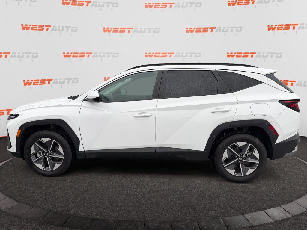 Used 2025 Hyundai Tucson SEL AWD/4WD image 2