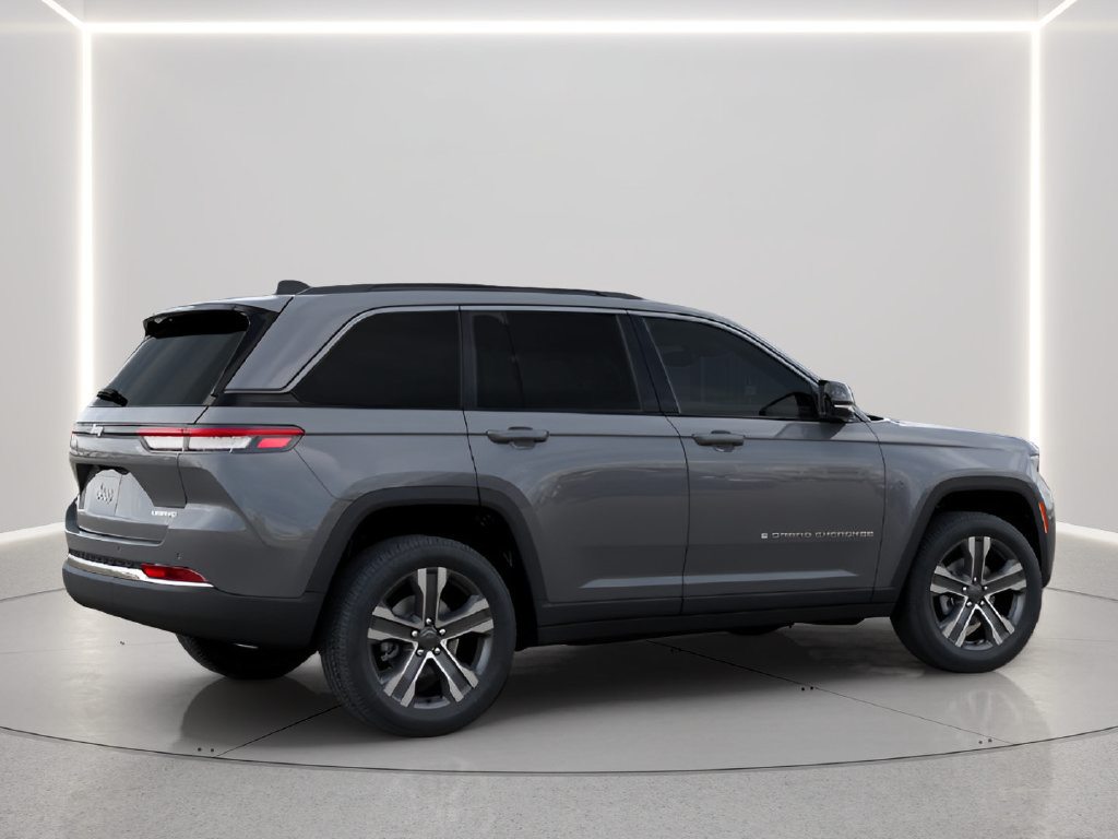 New 2027 Jeep Grand Cherokee Limited AWD/4WD image 5