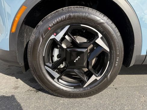 New 2026 Kia Sportage EX AWD/4WD image 32