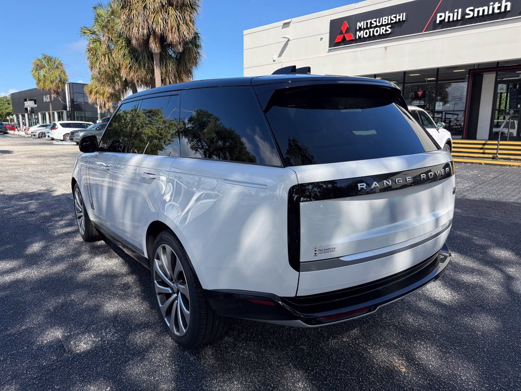 Used 2023 Land Rover Range Rover Autobiography AWD/4WD image 7