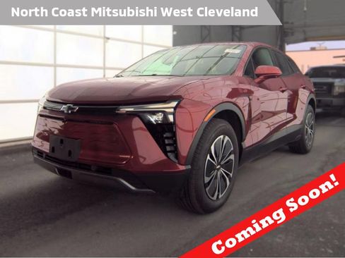 Used 2025 Chevrolet Blazer EV LT FWD image 1