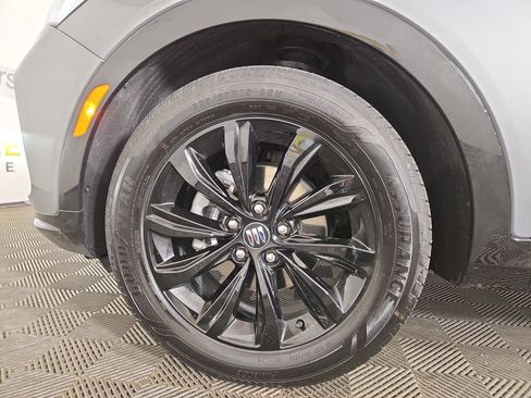 Used 2025 Buick Envista Sport Touring image 33