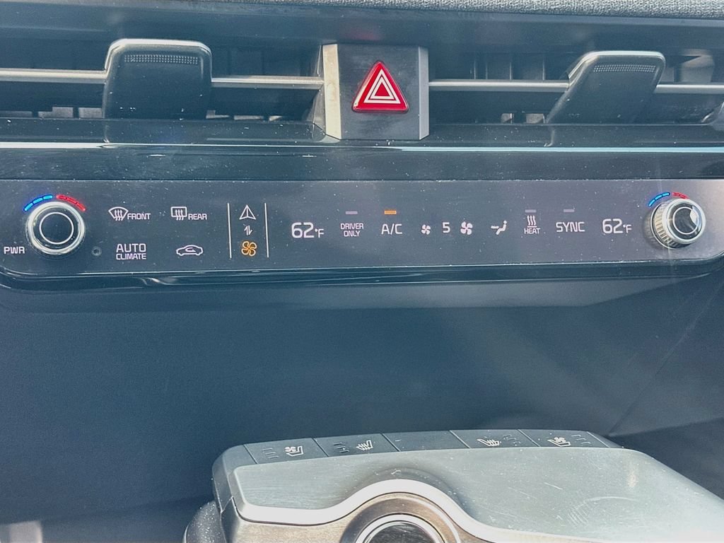 Certified 2023 Kia EV6 Wind RWD image 16