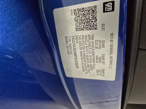 Used 2023 Chevrolet Corvette Stingray Convertible w/ Z51 Performance Package image 22