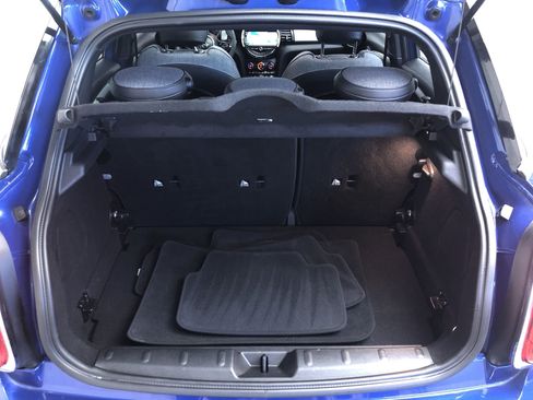 Used 2019 MINI Cooper S image 23