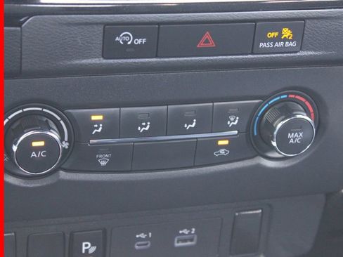 Certified 2023 Nissan Frontier SV w/ Midnight Edition Package AWD/4WD image 37