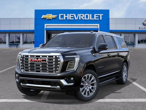 New 2026 GMC Yukon XL Denali w/ Sun & Power Step Package image 6