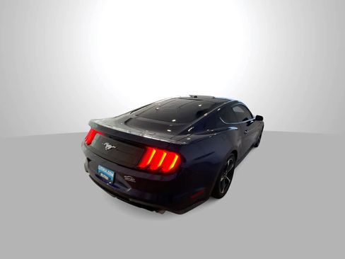 Used 2019 Ford Mustang Coupe image 8