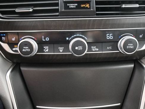 Used 2019 Honda Accord Touring image 30