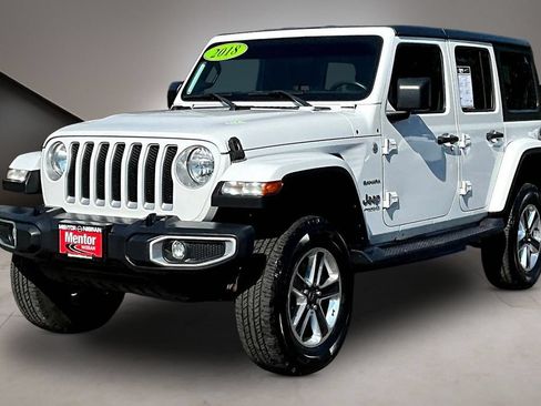 Used 2018 Jeep Wrangler Unlimited Sahara AWD/4WD image 2