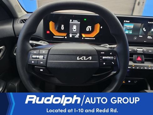 Used 2025 Kia K4 FWD image 15