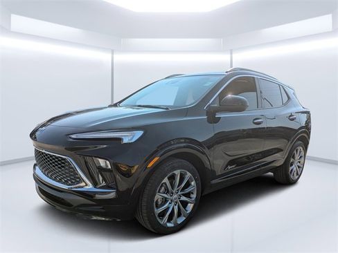 Used 2024 Buick Encore GX Avenir image 7