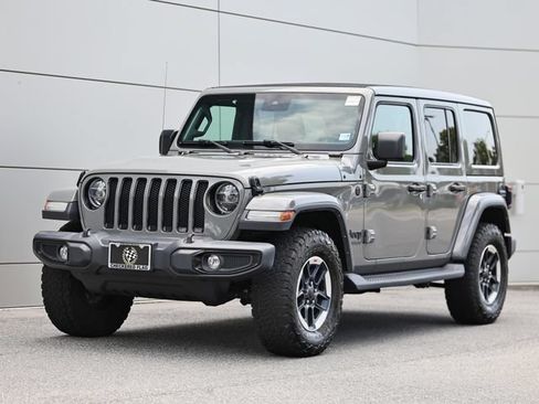 Used 2022 Jeep Wrangler Unlimited Sahara AWD/4WD image 1