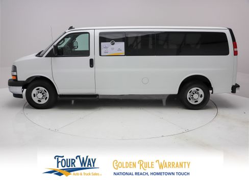 Used 2019 Chevrolet Express 3500 LT w/ LT Preferred Equipment Group RWD image 7