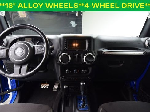 Used 2015 Jeep Wrangler Sahara image 4