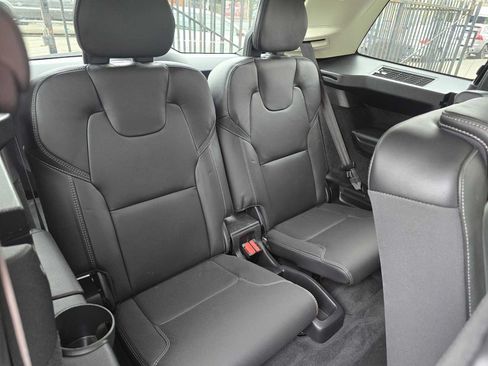Used 2023 Volvo XC90 T8 Ultimate w/ Lounge Package AWD/4WD image 13
