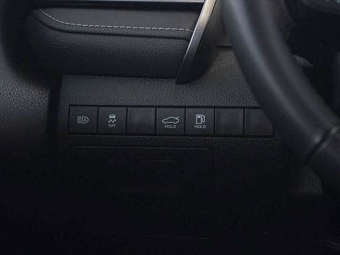 Used 2023 Toyota Camry SE FWD image 23