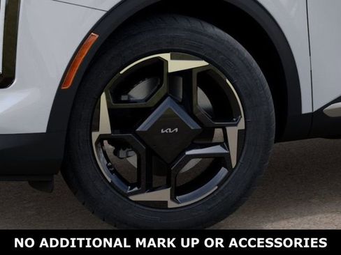 New 2026 Kia Sportage EX image 9