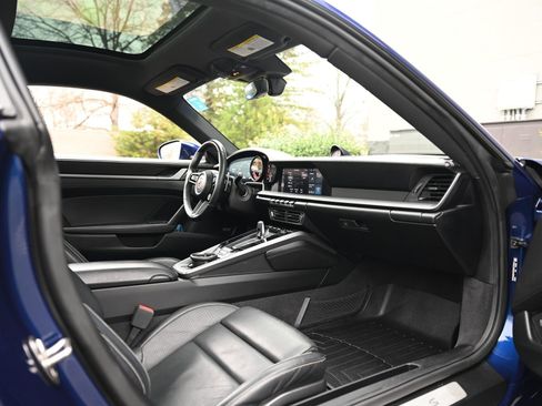 Used 2021 Porsche 911 Carrera S image 17