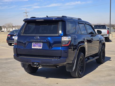 Used 2024 Toyota 4Runner SR5 image 5