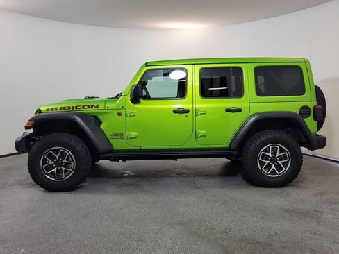 Used 2025 Jeep Wrangler Unlimited Rubicon w/ Safety Group AWD/4WD image 4