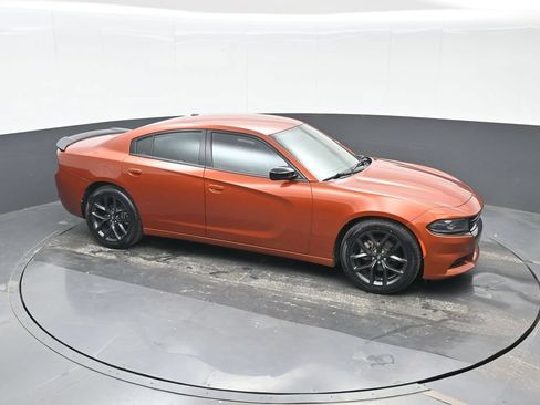 Used 2022 Dodge Charger SXT w/ Blacktop Package RWD image 33