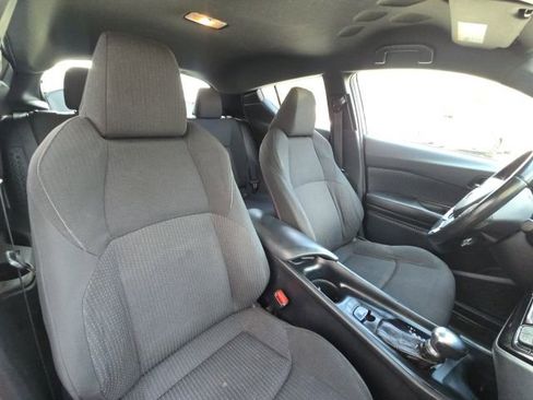 Used 2018 Toyota C-HR XLE image 16