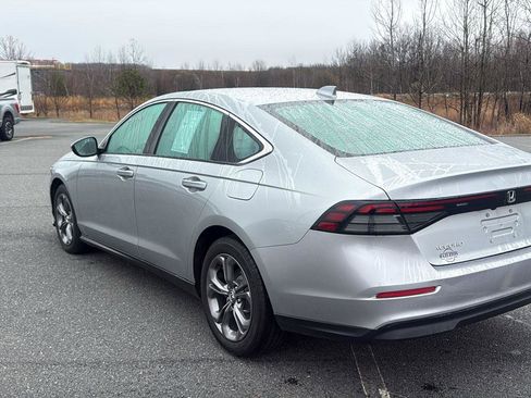 Used 2024 Honda Accord EX image 10