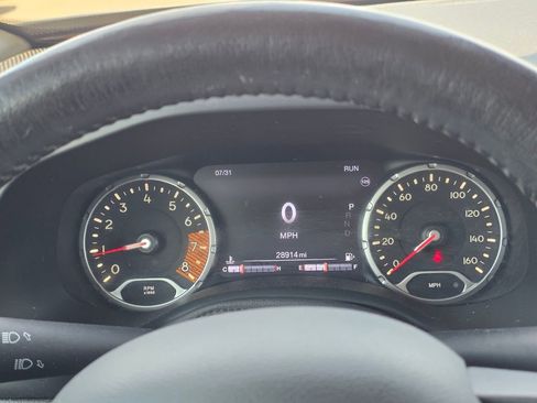 Used 2020 Jeep Renegade Limited w/ UConnect 8.4 Nav Group image 20