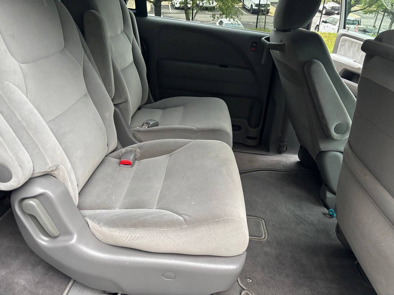 Used 2010 Honda Odyssey LX image 21