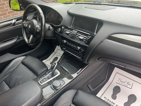 Used 2017 BMW X4 M40i image 4