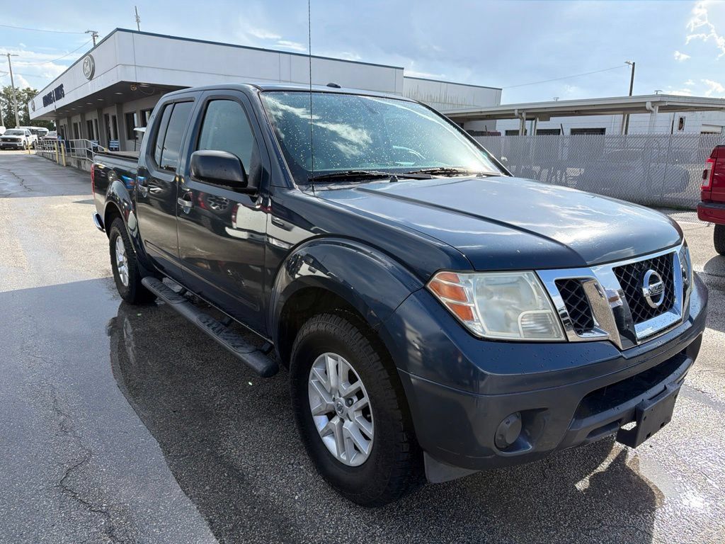 Used 2016 Nissan Frontier SV RWD image 1