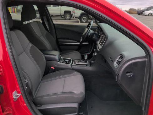 Used 2022 Dodge Charger SXT image 16