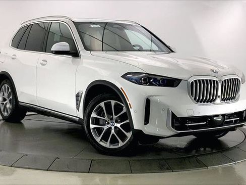 New 2026 BMW X5 xDrive50e w/ Climate Comfort Package image 1