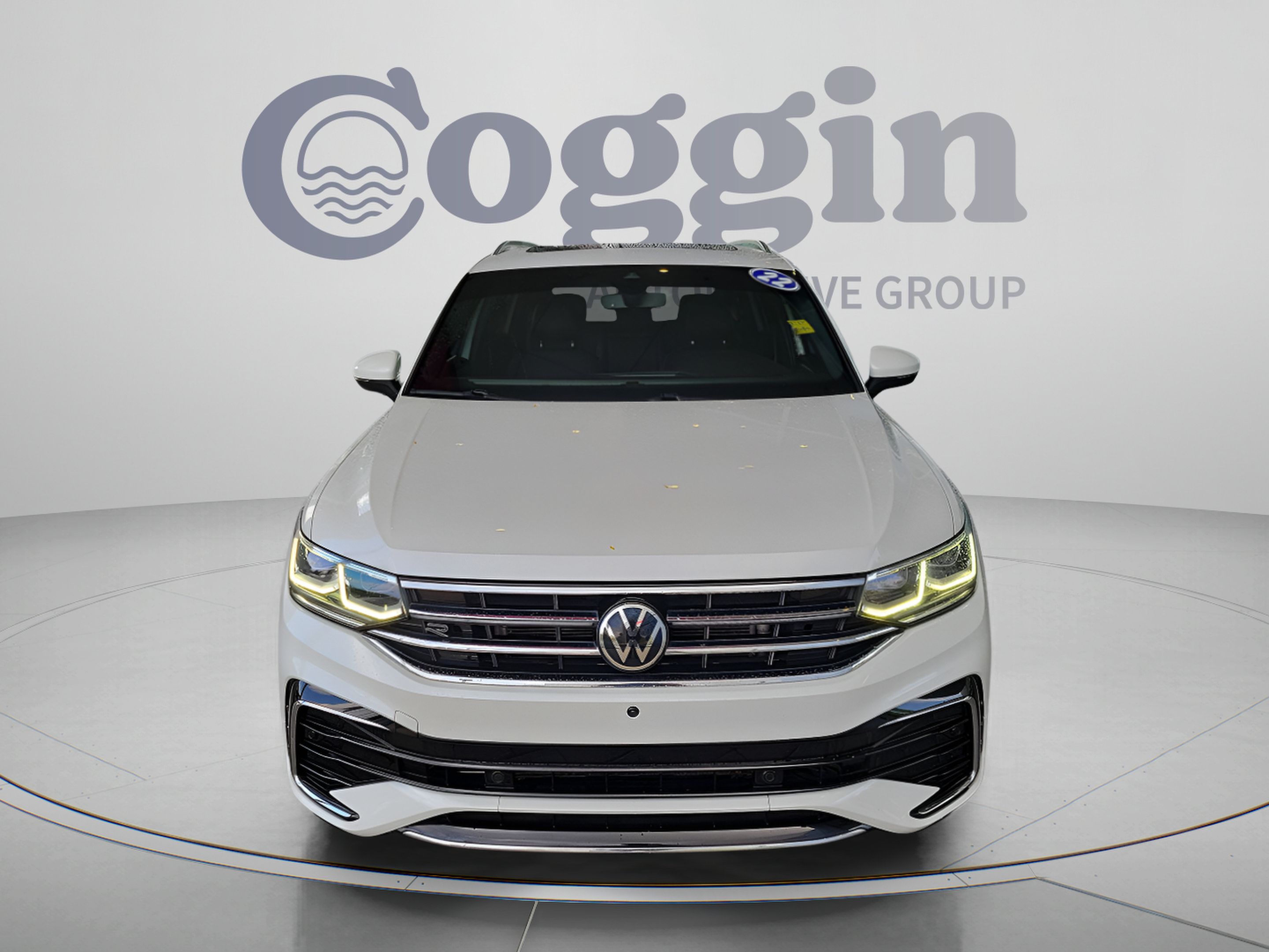 Used 2022 Volkswagen Tiguan SEL R-Line AWD/4WD image 6
