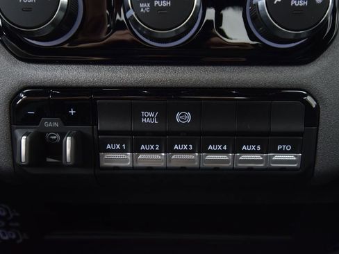 New 2026 RAM 3500 Tradesman image 32