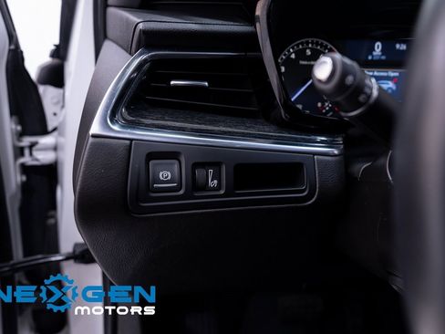 Used 2021 Cadillac XT5 Premium Luxury image 24