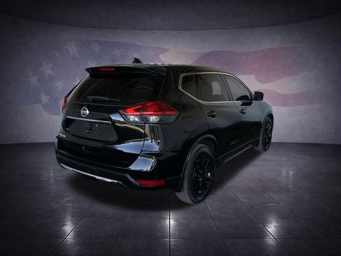 Used 2017 Nissan Rogue S FWD image 5