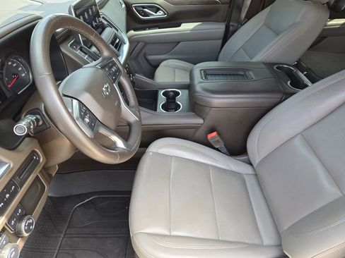 Used 2021 Chevrolet Suburban Z71 w/ Rear Media and Nav Package AWD/4WD image 8