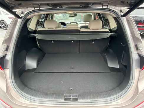 Used 2020 Hyundai Santa Fe Limited image 18