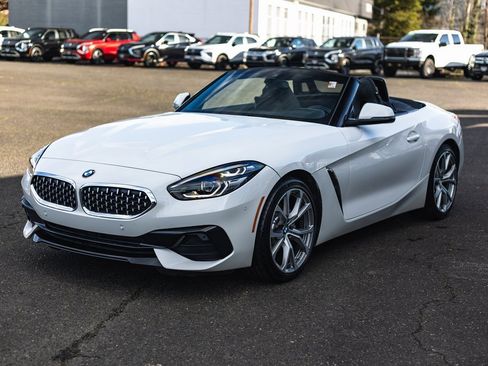 Used 2020 BMW Z4 sDrive30i w/ Convenience Package image 12