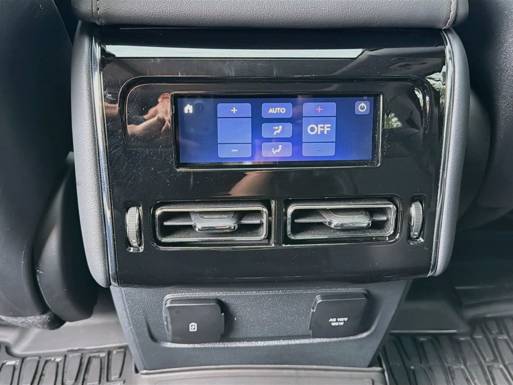 Used 2025 Lincoln Aviator AWD w/ Equipment Group 101A image 28