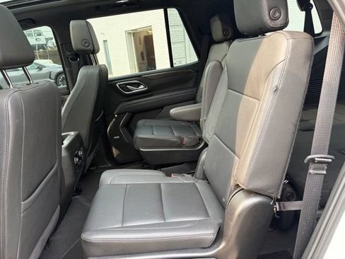 Used 2024 Chevrolet Tahoe Z71 w/ Luxury Package AWD/4WD image 23