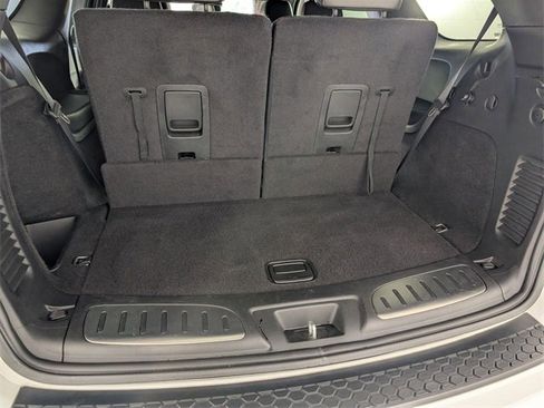 Used 2022 Dodge Durango R/T w/ Hemi Orange Plus Package image 31