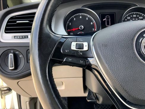 Used 2015 Volkswagen Golf S FWD image 23