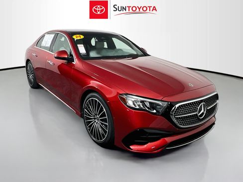 Used 2024 Mercedes-Benz E 350 4MATIC Sedan image 1
