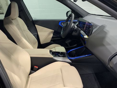 Used 2026 BMW X3 xDrive30 w/ M Sport Package image 24