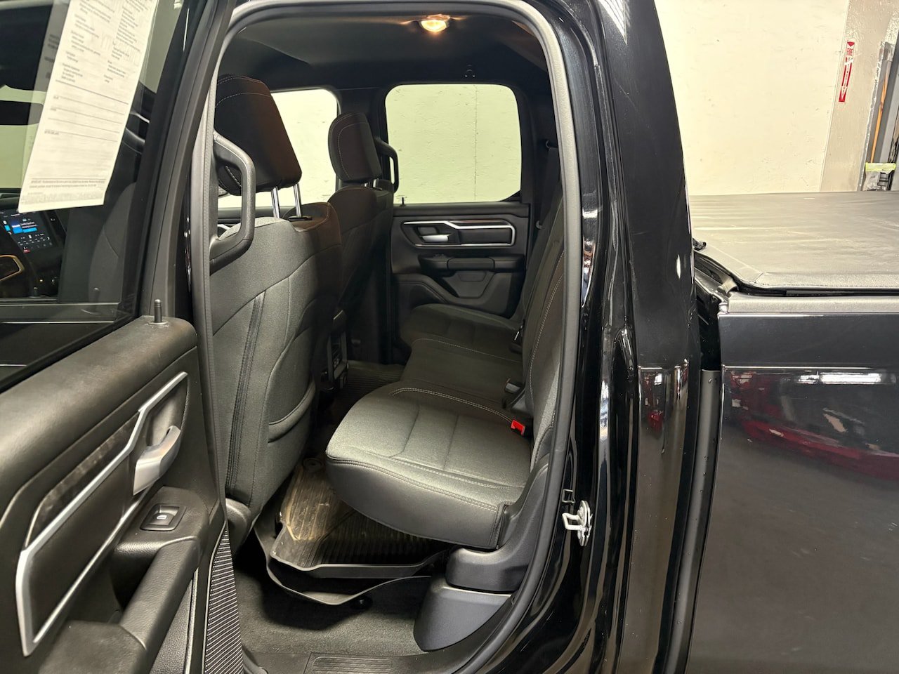 Used 2022 RAM 1500 Big Horn AWD/4WD image 12