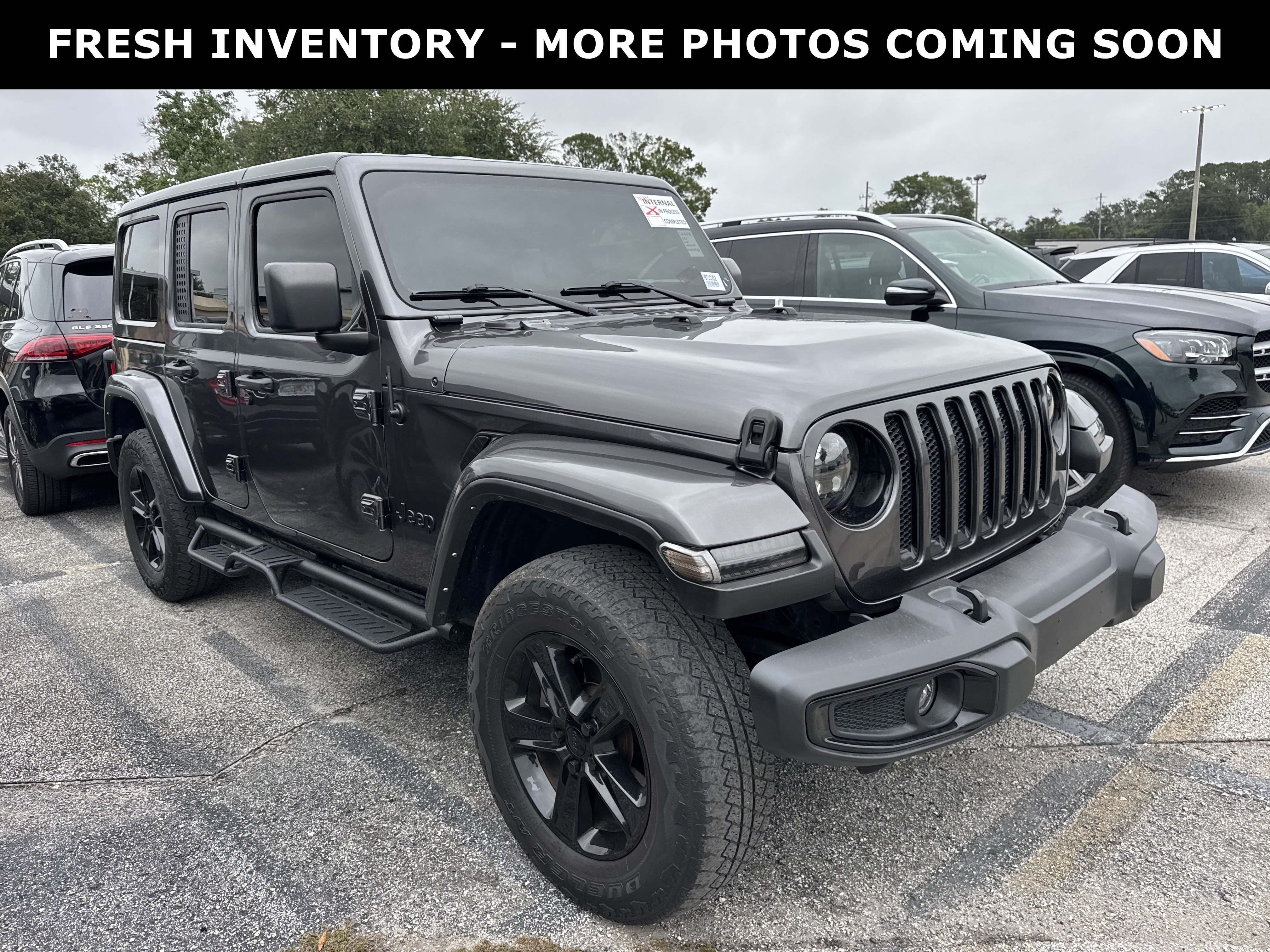 Used 2021 Jeep Wrangler Unlimited Sahara AWD/4WD image 1