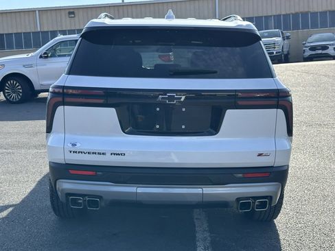 Used 2025 Chevrolet Traverse Z71 w/ Driver Confidence Package image 8